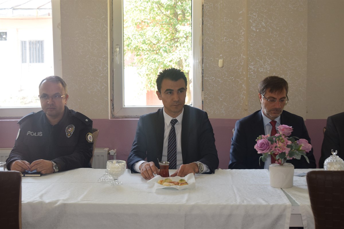 susuz kaymakamı hamza inam muhtar ve halk günü
